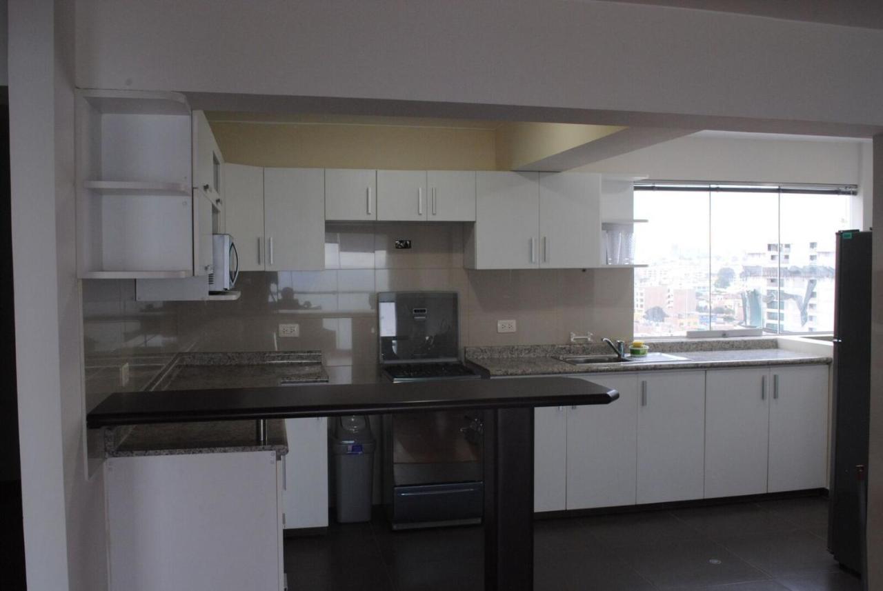 Beachfront Condo San Miguel リマ エクステリア 写真
